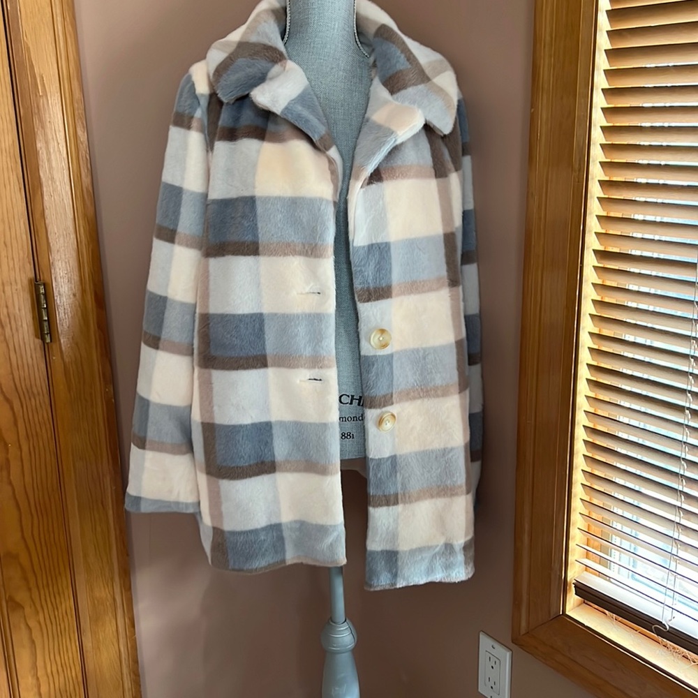 Boutique winter jacket- beautiful and super soft